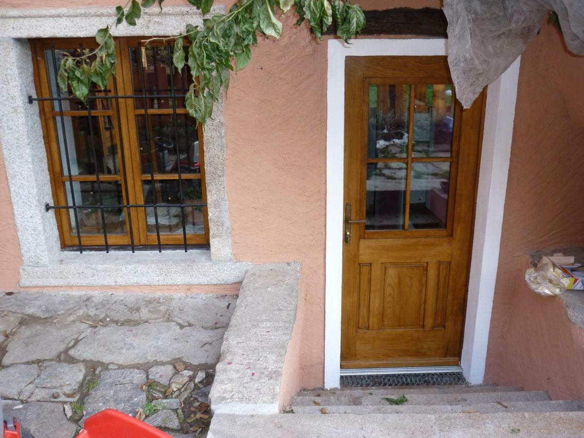 Апартаменты La Vecchia Casa Rosa Каннеро-Ривьера Экстерьер фото