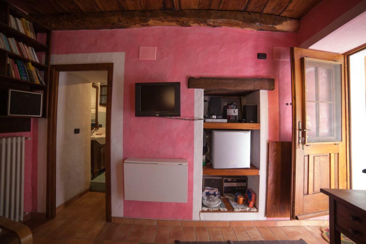 Апартаменты La Vecchia Casa Rosa Каннеро-Ривьера Экстерьер фото